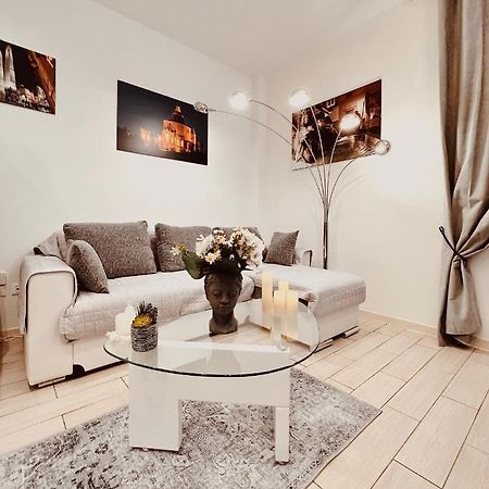 Futura Suite Apartment Bolonia Zewnętrze zdjęcie